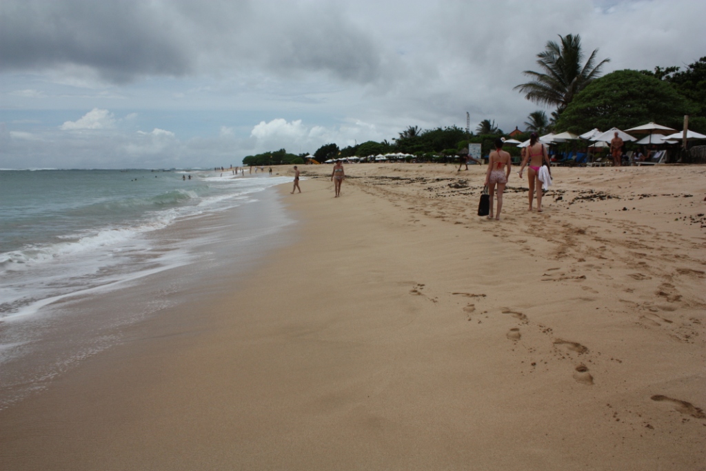 Пляж в Нуса Дуа