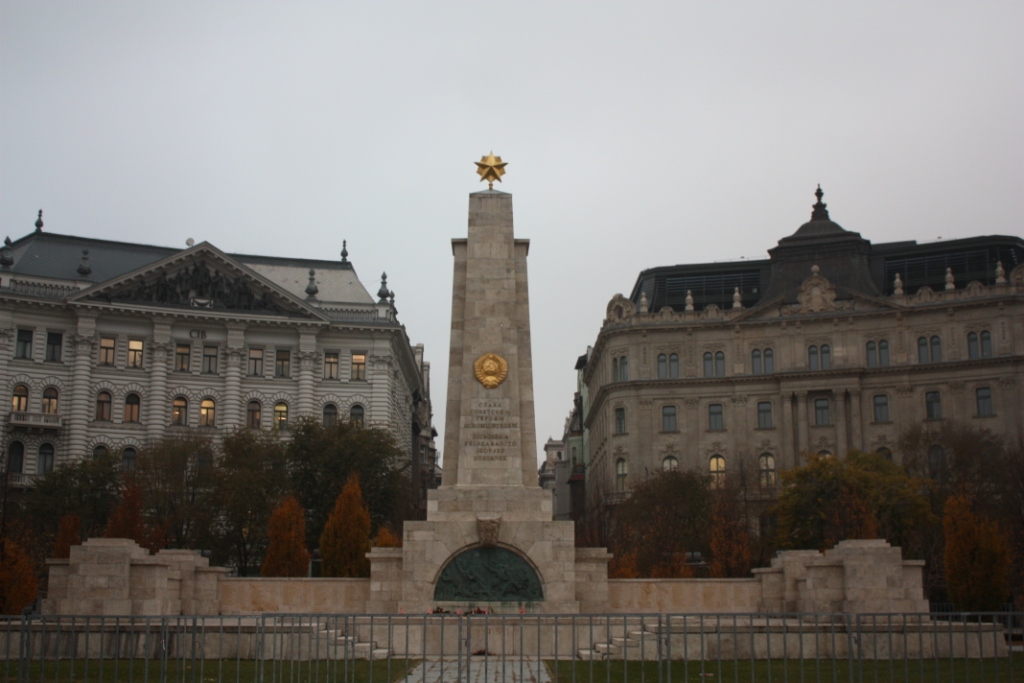 Монумент Слава советским героям-освободителям в Будапеште